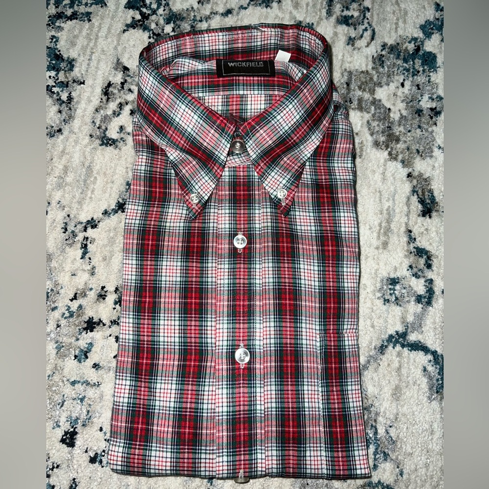 Men’s Plaid Button Up